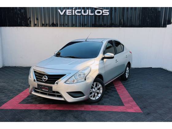 NISSAN VERSA 1.6 16V FLEXSTART SV 4P MANUAL NISSAN VERSA 1.6 16V FLEXSTART SV 4P MANUAL